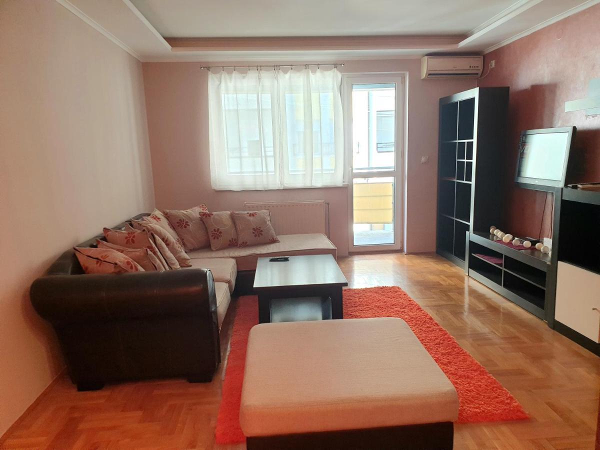 Apartman Mirage 스렘스카 미트로비차 외부 사진